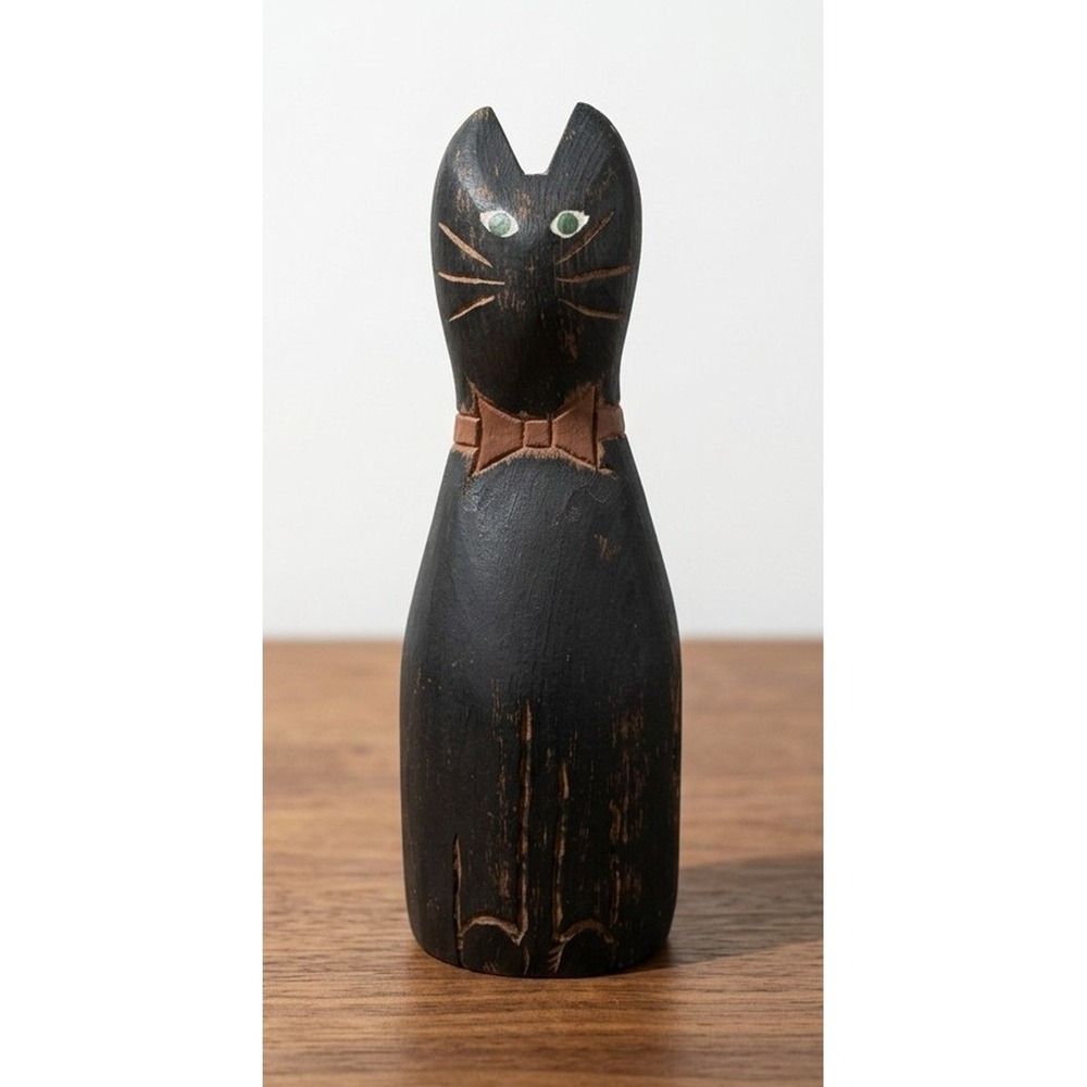 Beaver Creek Primitive Art Wood Cat, Folk Art, 10" Tall, Beaman Iowa, Signed